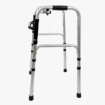 Caminador estándar plegable AJ-920 vista lateral