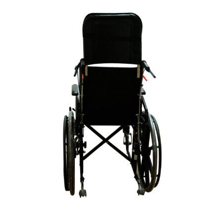 Silla de ruedas estándar reclinable vista 2